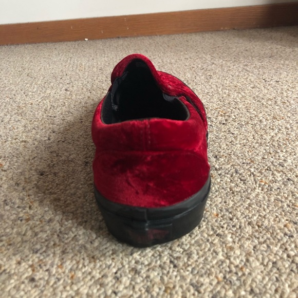 Classic Red Velvet Vans - Picture 4 of 4
